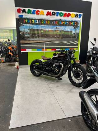 TRIUMPH BONNEVILLE BOBBER 1200 TRIUMPH BONNEVILLE BOBBER 1200